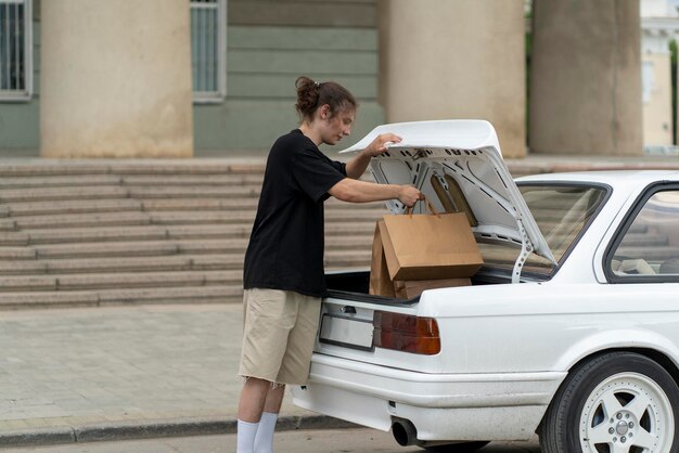 장바구니 쏠림이 차량 내부 손상으로 이어지는 구조 2